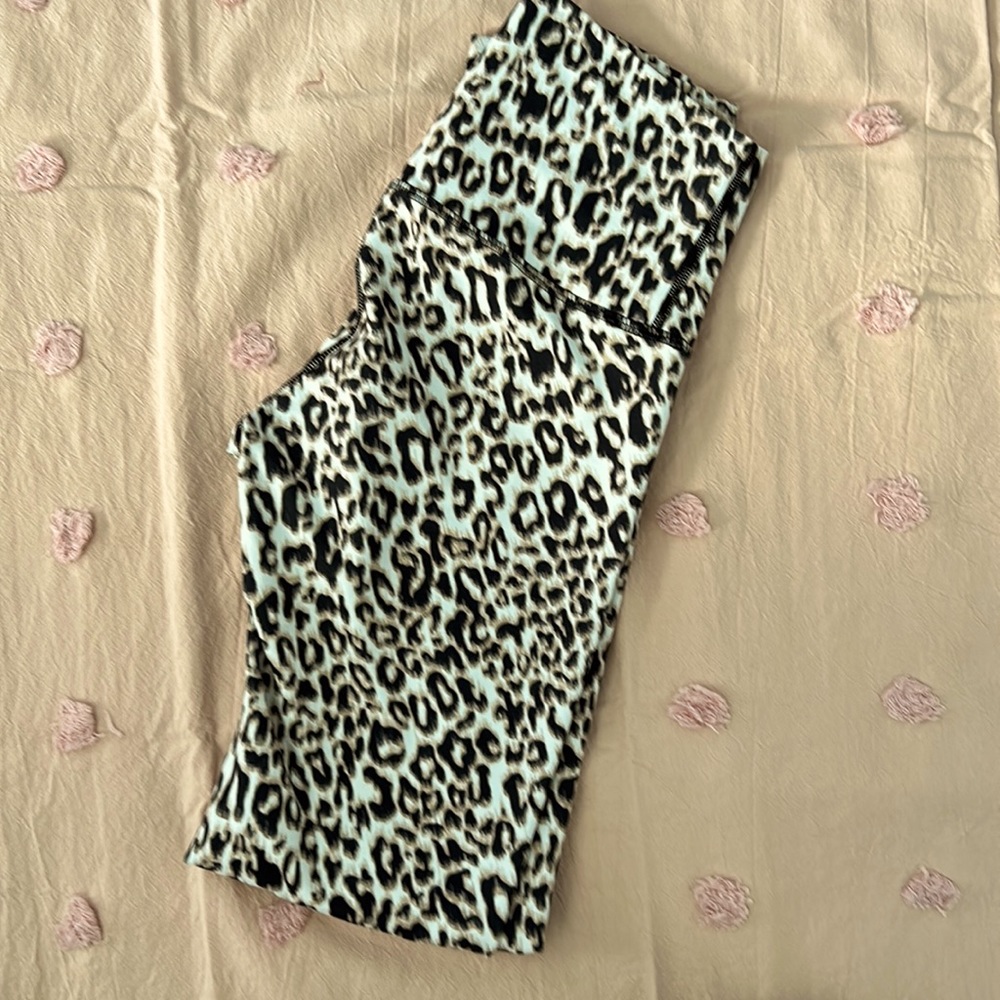 DYI cheetah print leggings